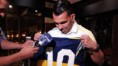 Tevez, sobre la camiseta que usó de Maradona: "Te hace jugar bien, sabía que iba a hacer un gol"
